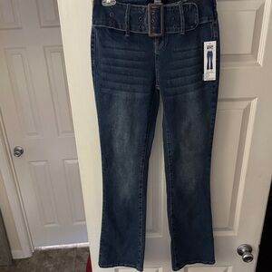 NYC Women's medium Dark Bootcut Jeans with Matching Belt